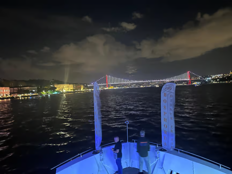 Istanbul: Scenic Bosphorus and Golden Horn Cruise  Day or Sunset | ®ExcursionMania