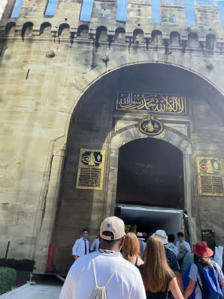 Istanbul: Topkapi Palace & Harem Guided Tour with Skip-The-Line Ticket | ®ExcursionMania