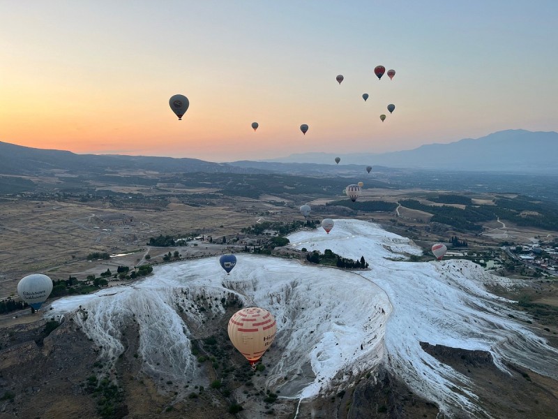 Pamukkale Hot Air Balloon Tour / Sunrise Experience | ®ExcursionMania