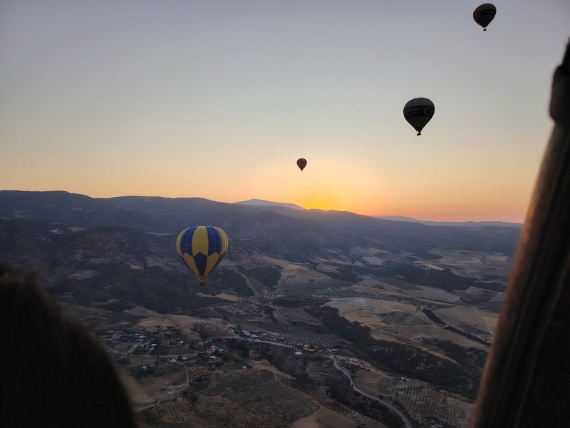 Pamukkale Hot Air Balloon Tour / Sunrise Experience | ®ExcursionMania
