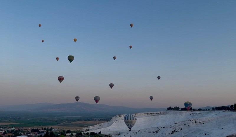 Pamukkale: Pamukkale: Hot Air Balloon Tours With Hotel Transfer | ®ExcursionMania