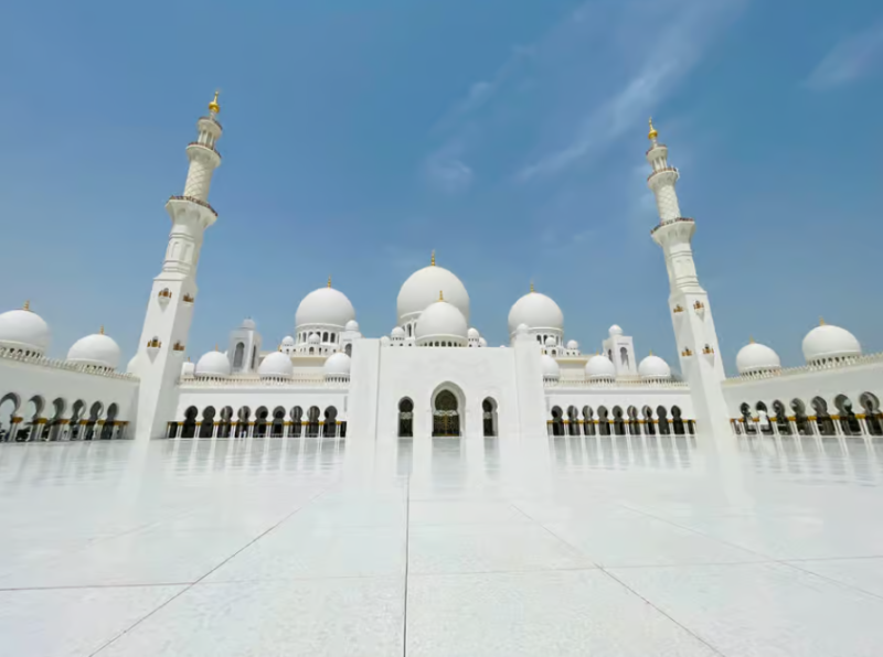 From Dubai: Abu Dhabi Grand Mosque & Louvre Museum Full-Day | ®ExcursionMania