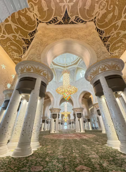 From Dubai: Abu Dhabi Grand Mosque & Louvre Museum Full-Day | ®ExcursionMania