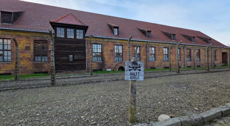 Auschwitz-Birkenau Memorial Tour: A Day of Reflection and History | ®ExcursionMania
