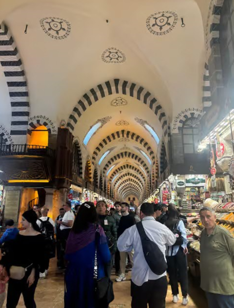 Istanbul: Guided Food Tour of Street Food and Markets | ®ExcursionMania