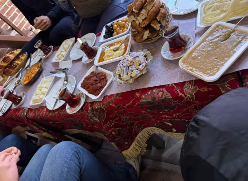 Istanbul: Guided Food Tour of Street Food and Markets | ®ExcursionMania