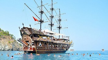 Belek Pirate Boat Trip