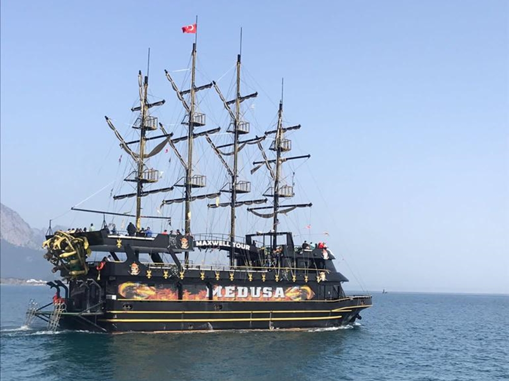 Kemer Pirate Boat Tour