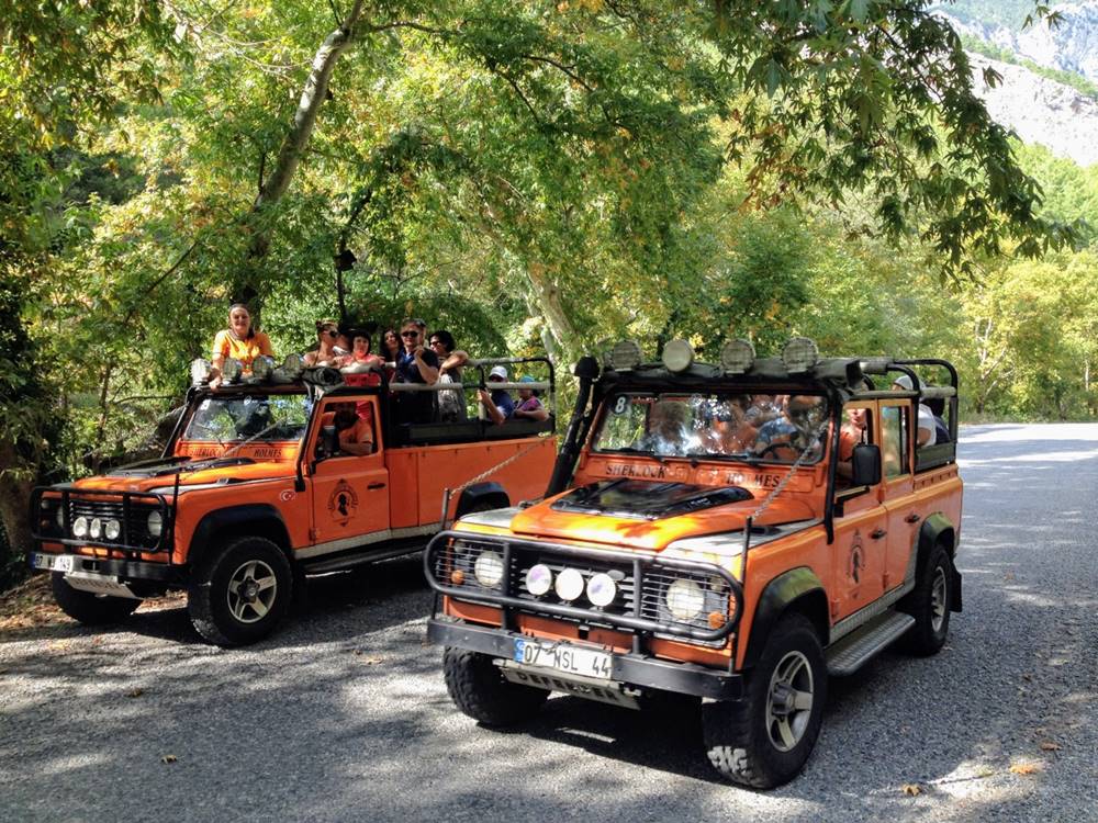 Side Canyon Jeep Safari