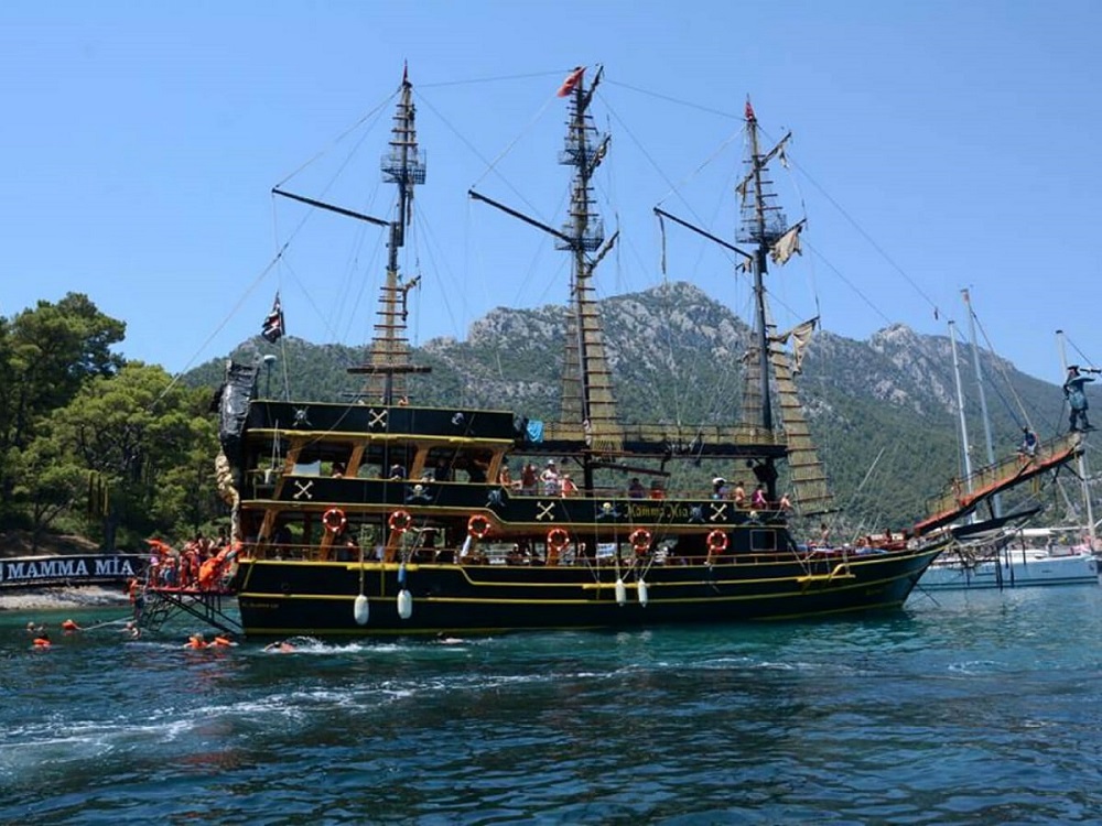 Icmeler Pirate Boat Trip
