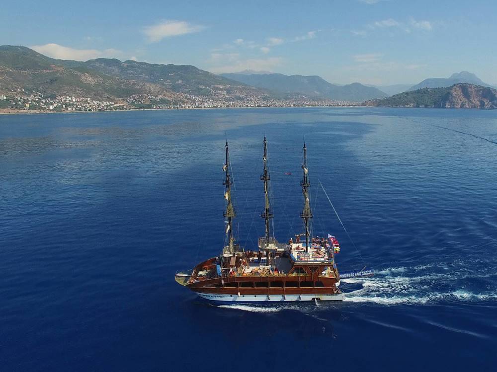 Alanya Catamaran Tour