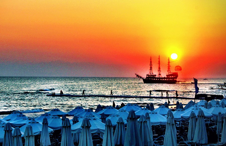 Is Antalya or Bodrum better ?
