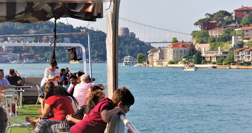 bosporus lunch cruise